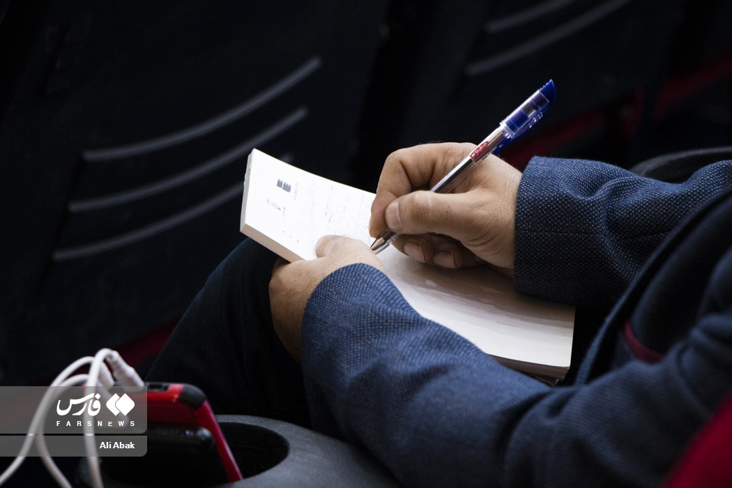 دیدار رئیسی با نخبگان سمنان