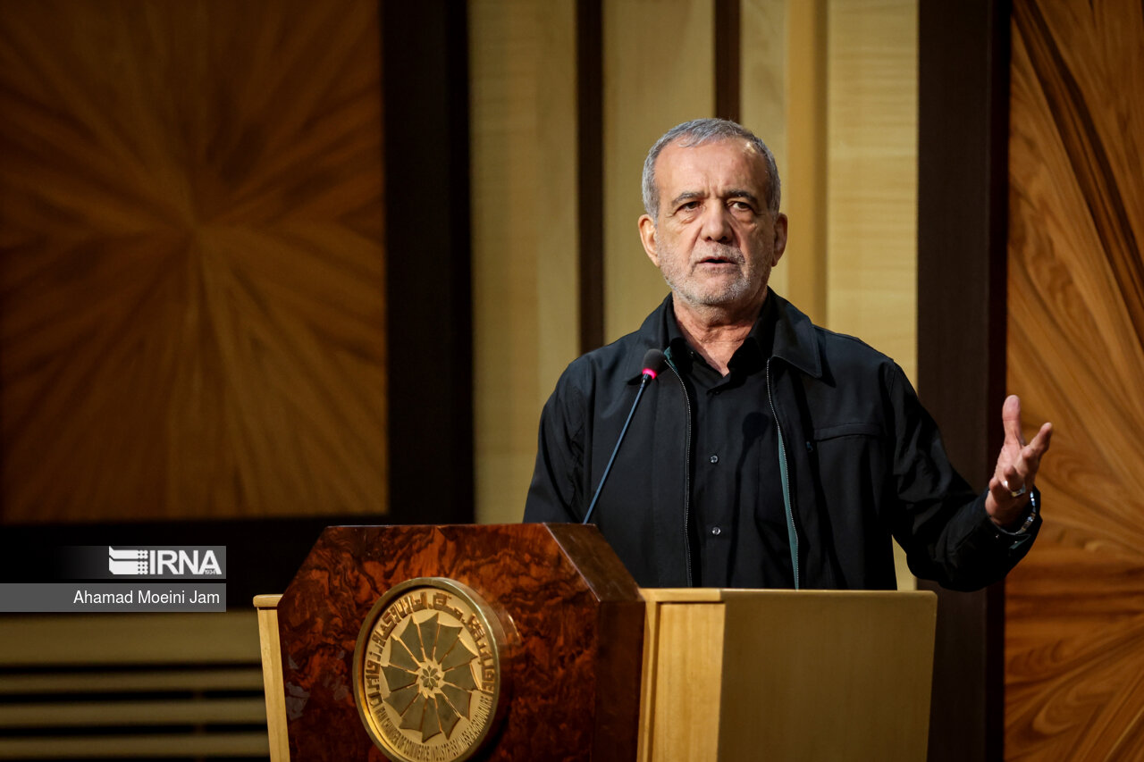 دیدار رئیس جمهور منتخب با فعالان اقتصادی