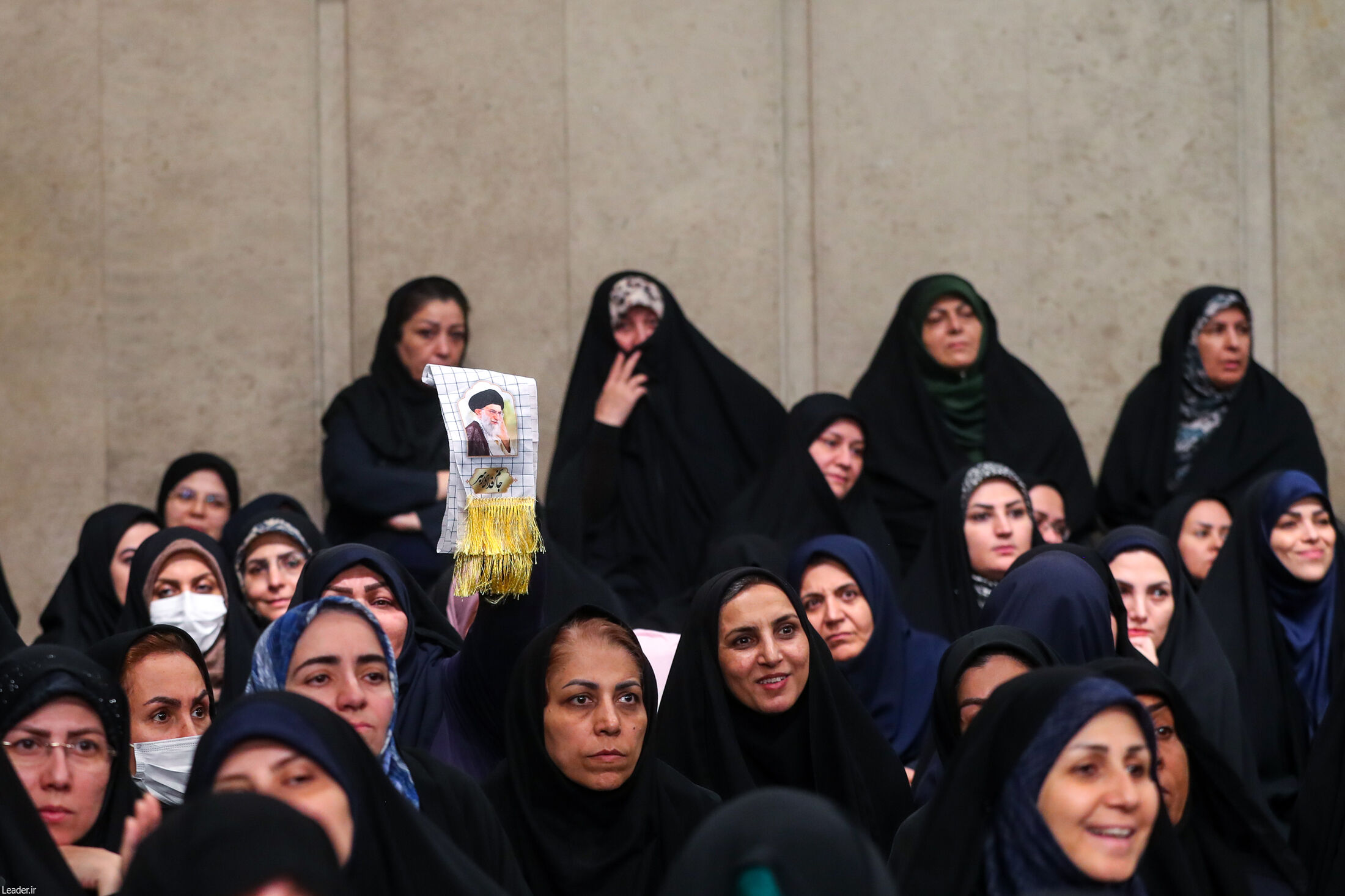 تصاویری از دیدار هزاران نفر از کارگران با رهبر انقلاب