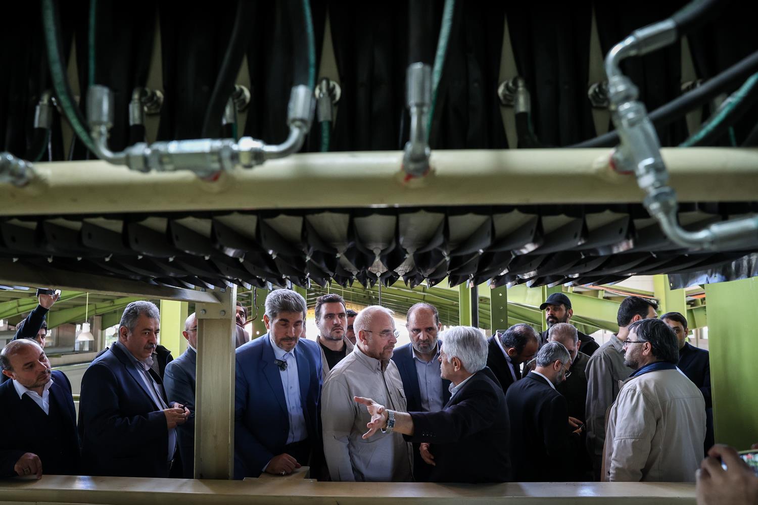 سفر نظارتی قالیباف به شهرستان اهر و بازدید از کارخانه قند و شکر ارسباران