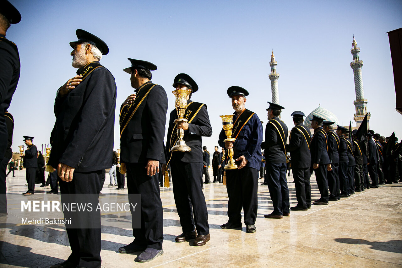  دسته عزاداری خادمین حرم مطهر حضرت معصومه