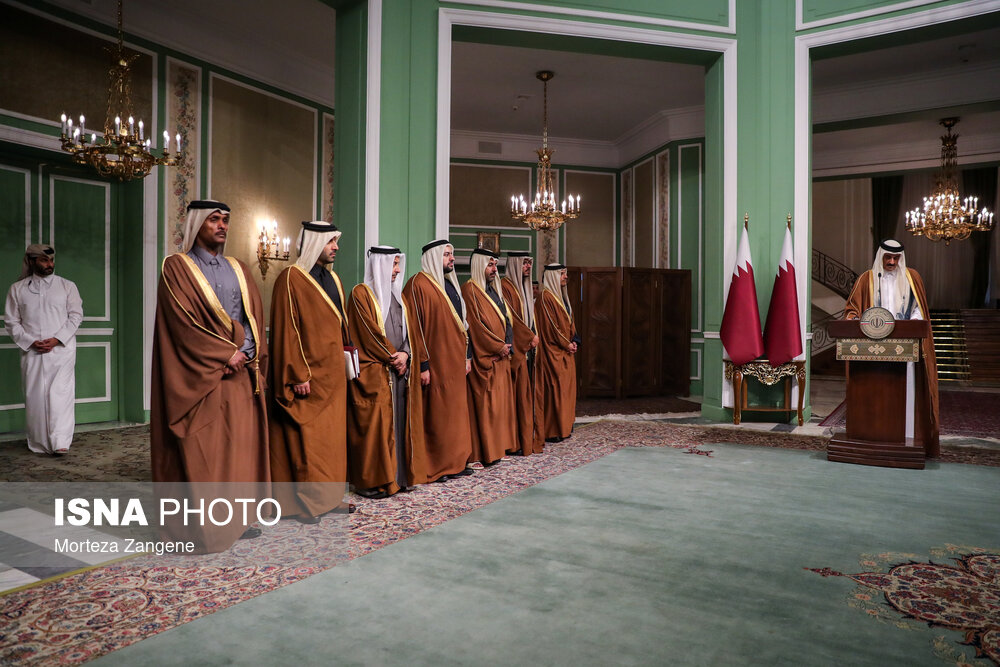 استقبال رسمی از امیر قطر