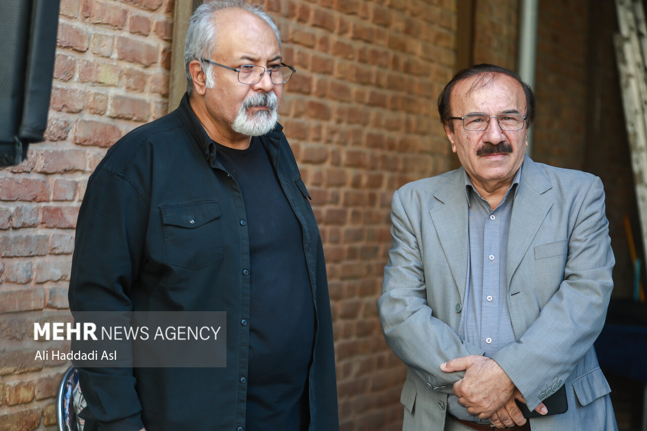 تصاویر مراسم تشییع پیکر ناصر تقوایی