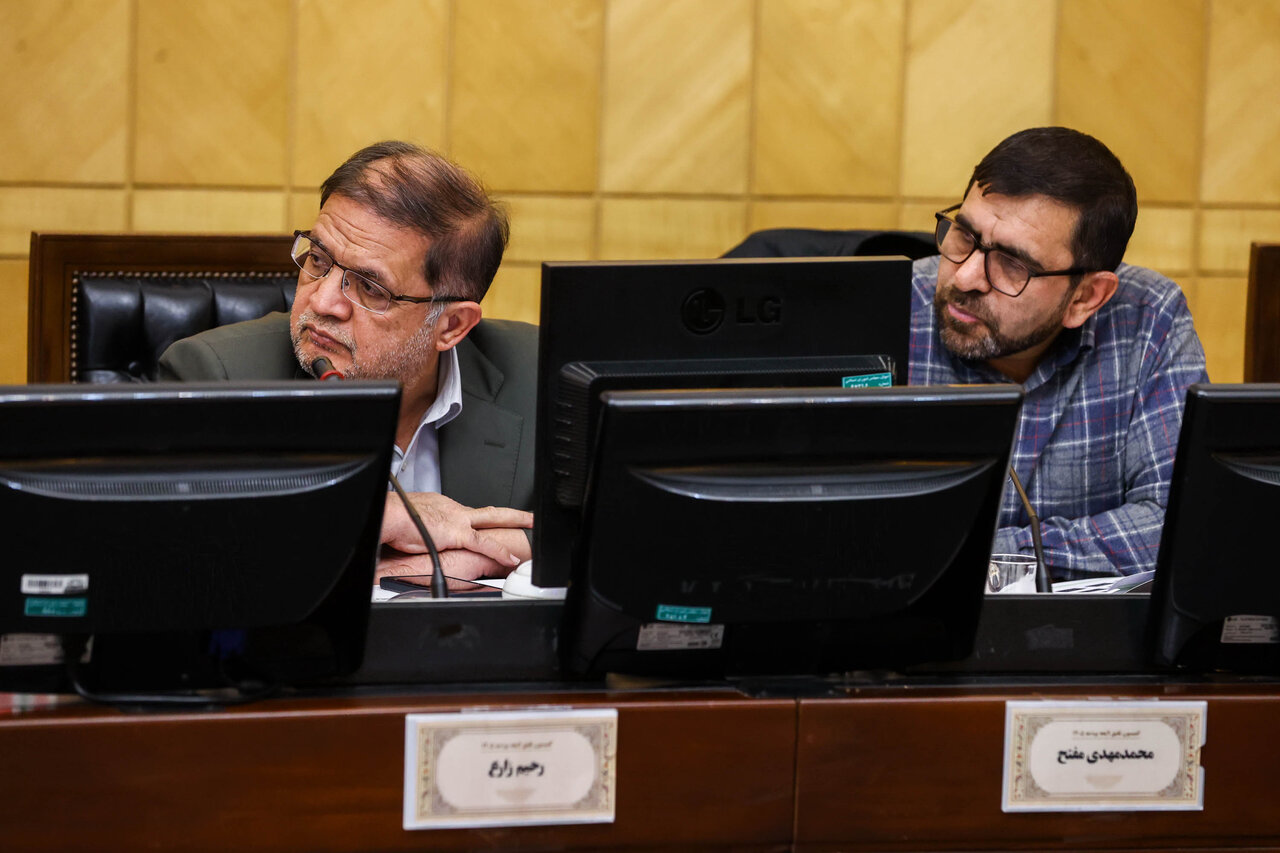 نشست اعضای کمیسیون تلفیق با رئیس مجلس