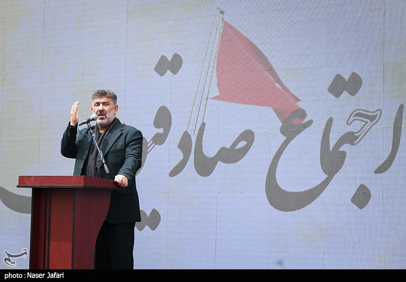 اجتماع صادقیون در فلکه دوم صادقیه