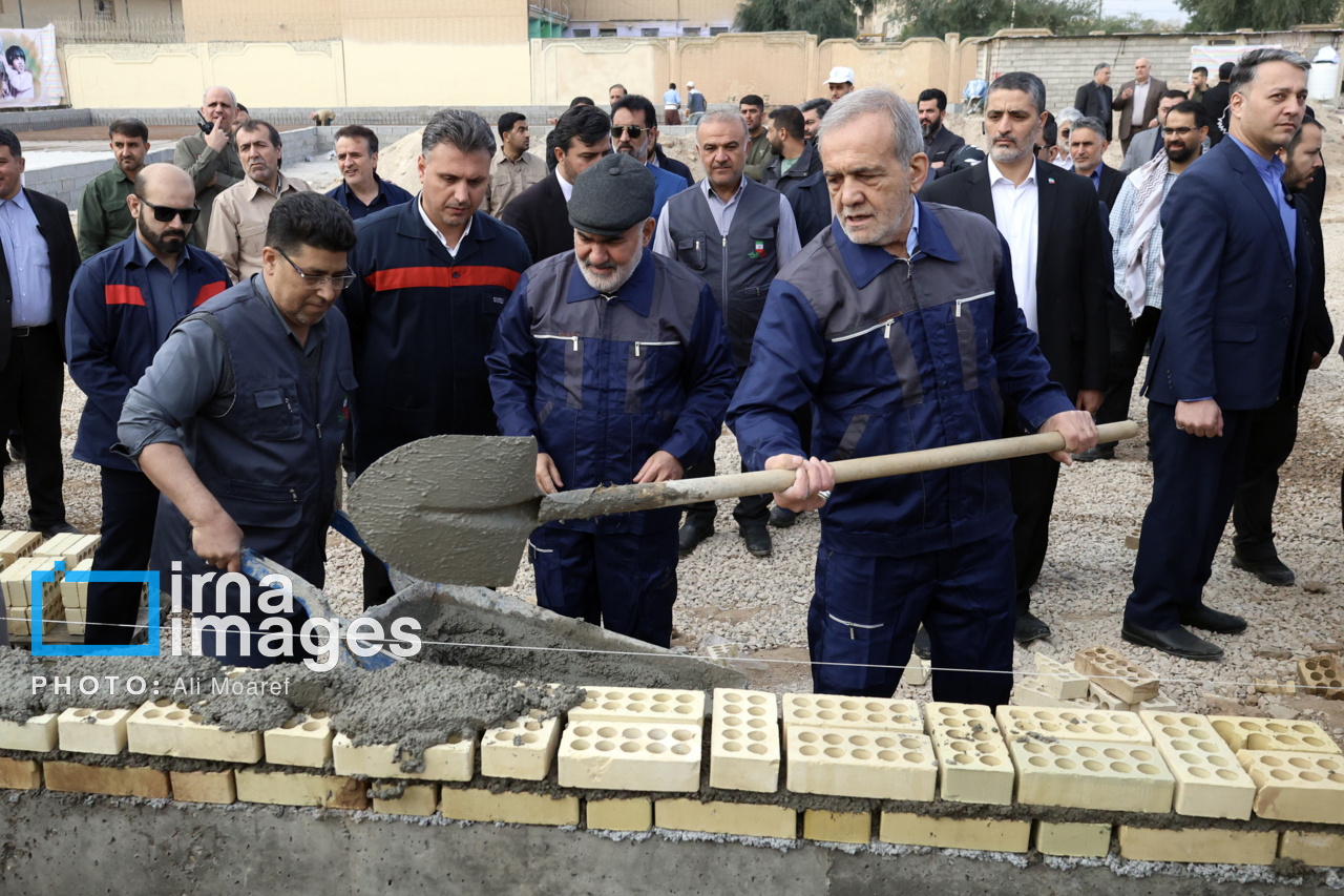 پزشکیان در پروژه مدرسه‌سازی اهواز