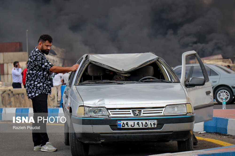 اطفا حریق در «اسکله شهید رجایی» در بندرعباس