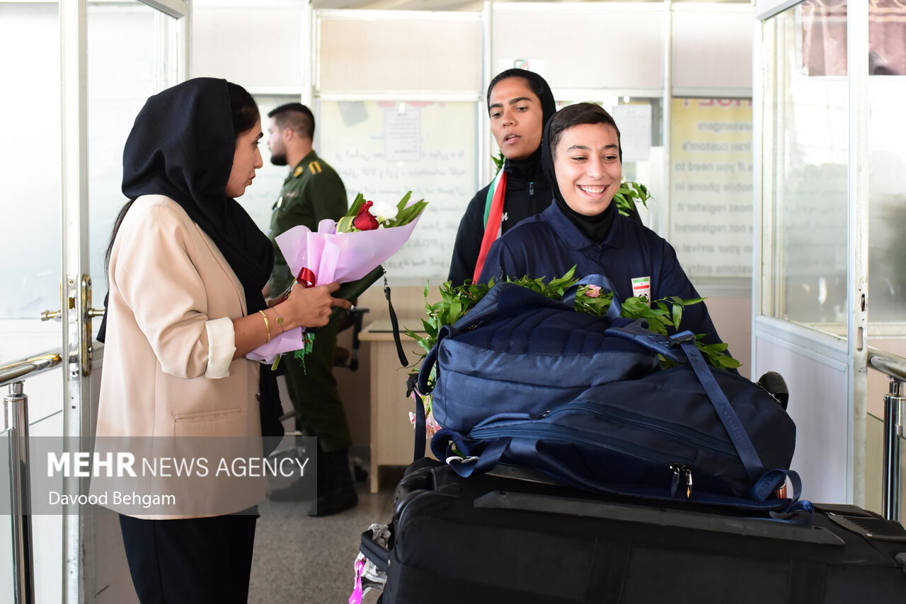 مراسم استقبال از تیم ملی فوتبال بانوان