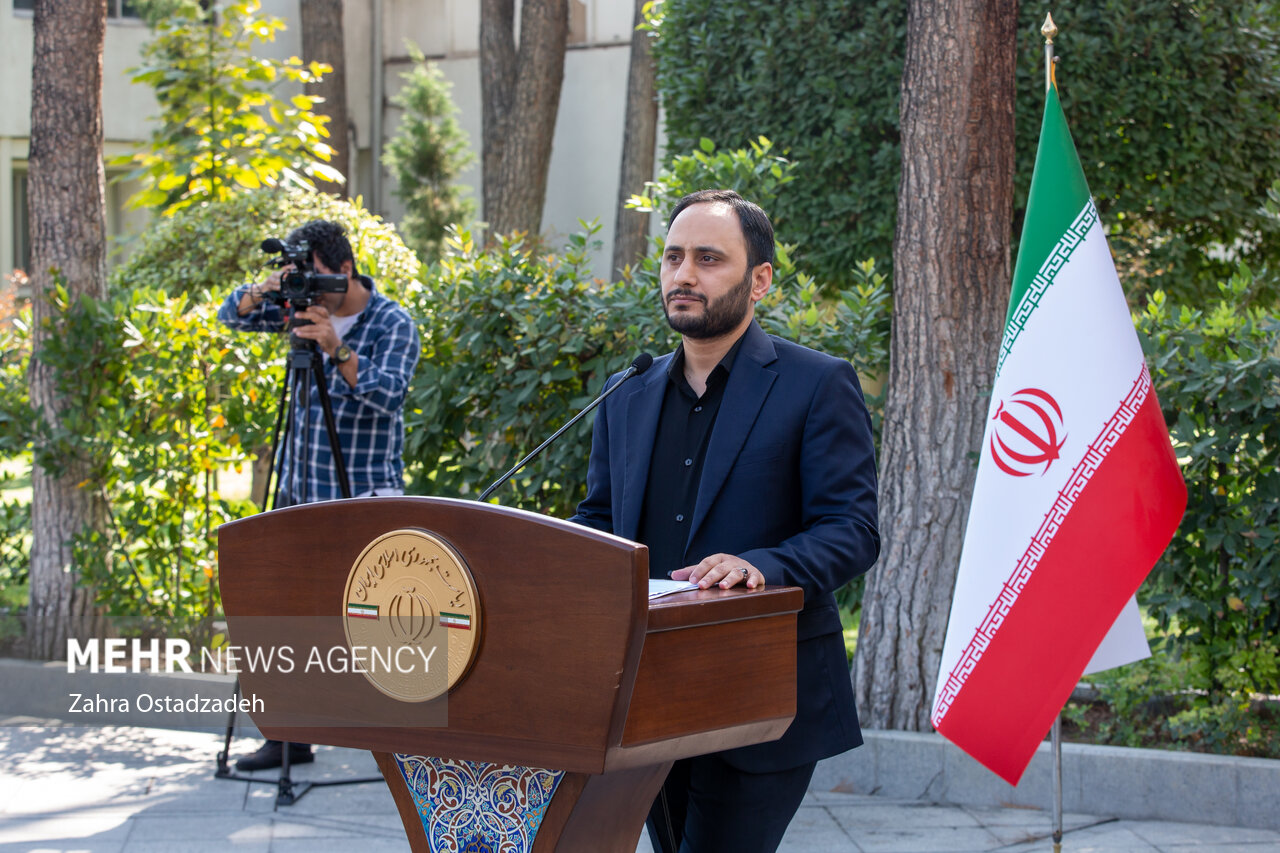 حاشیه جلسه هیأت دولت