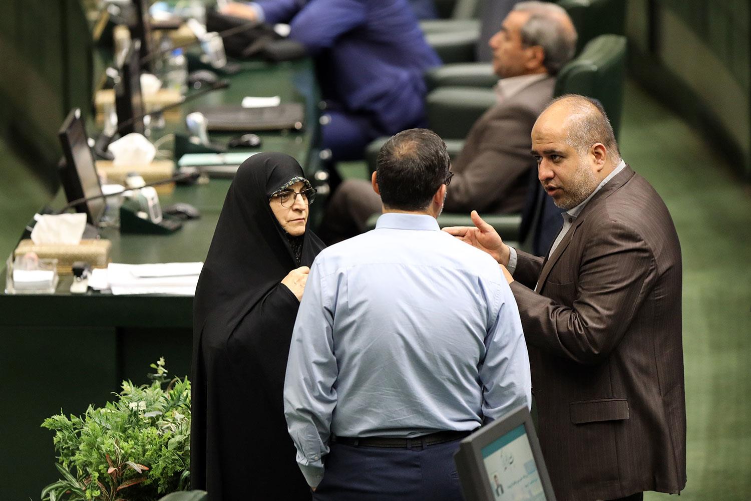 چهل و هشتمین نشست بررسی برنامه هفتم توسعه در صحن علنی مجلس