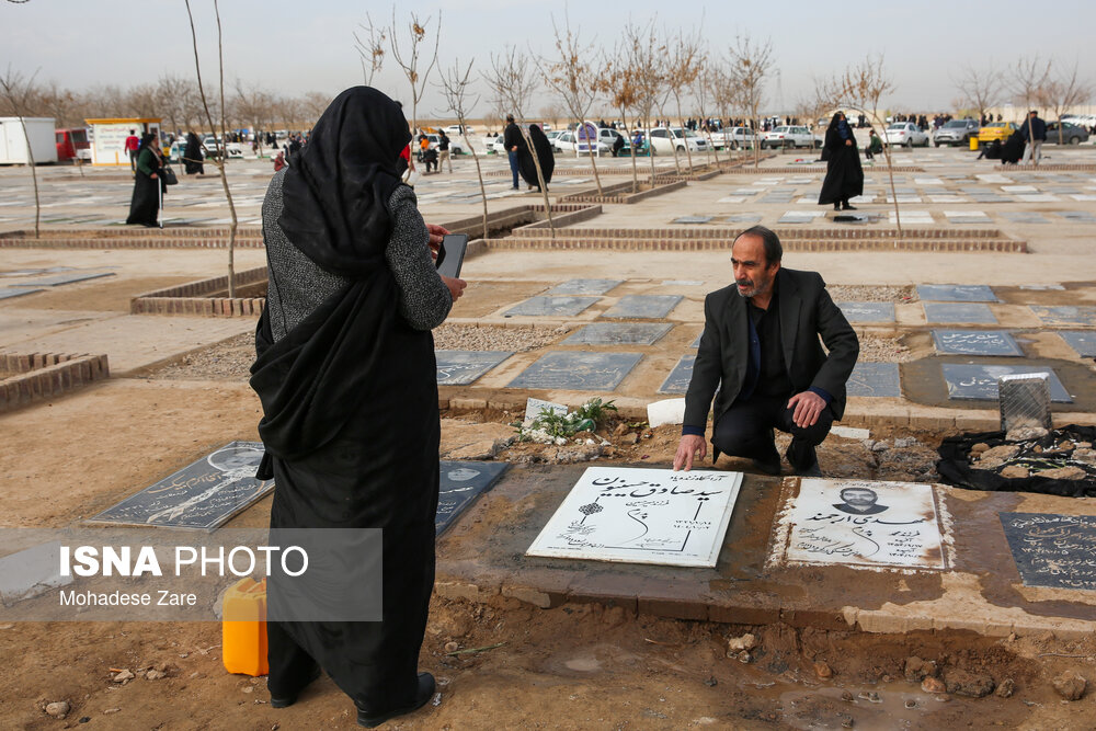 آیین چراغ برات در بهشت رضا (ع) - مشهد