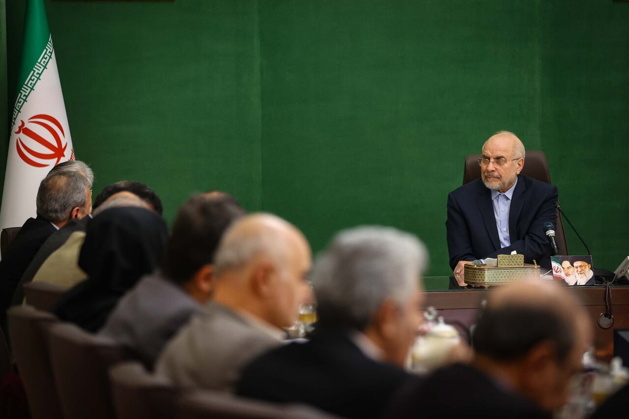 دیدار وزیر علوم و روسای دانشگاه های سراسر کشور با قالیباف