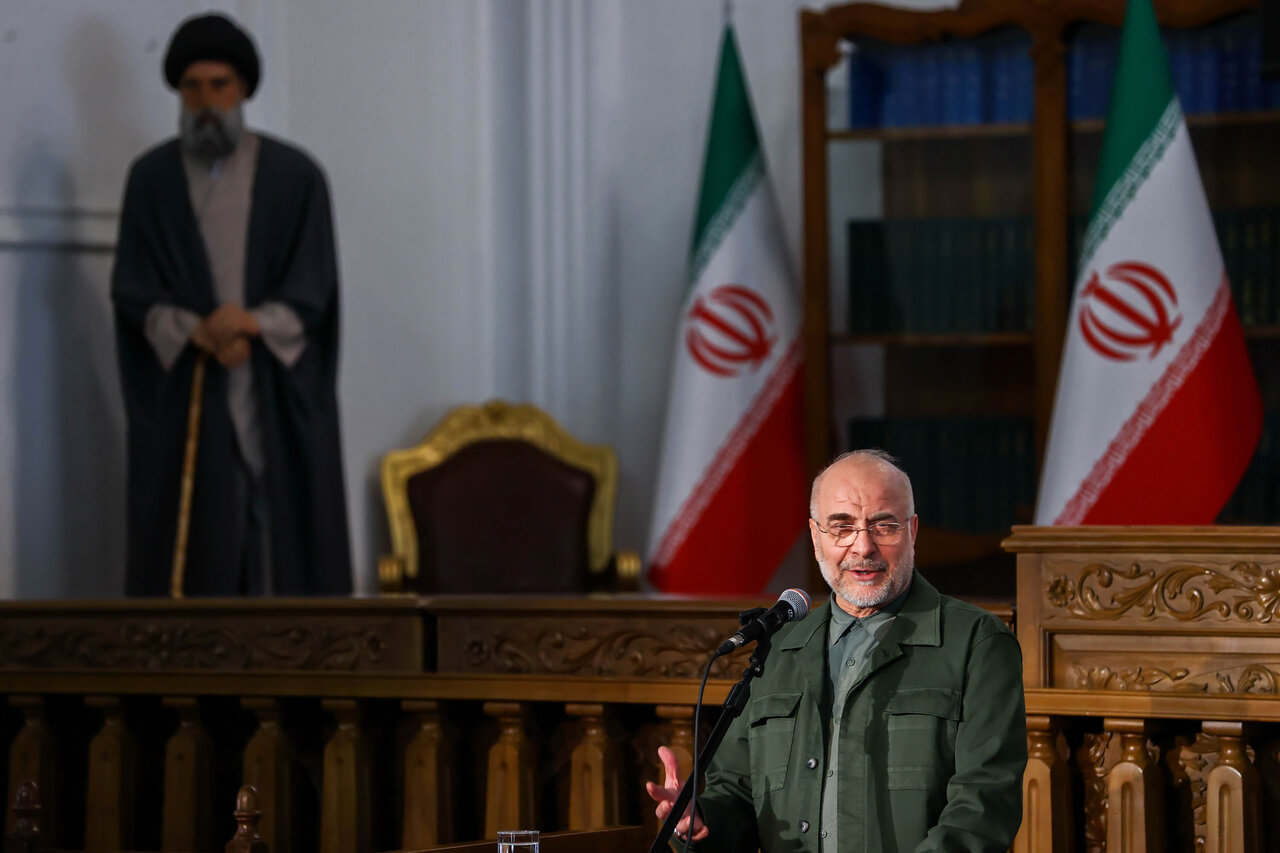 آئین گرامیداشت روز کتاب و کتابخوانی با حضور قالیباف