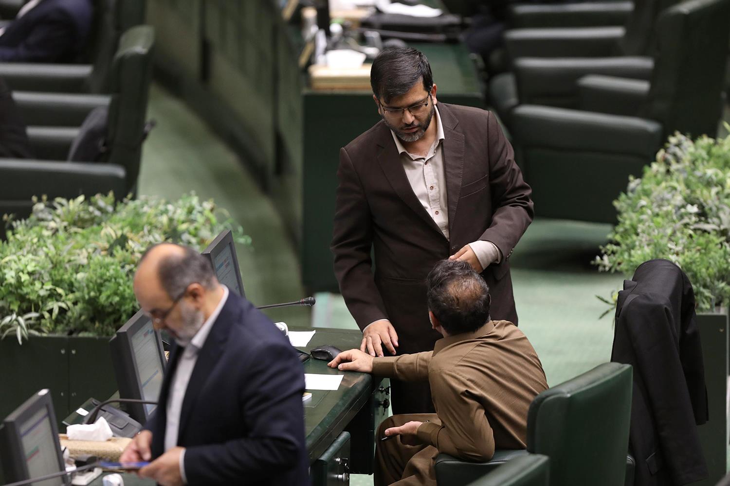 چهل و یکمین نشست بررسی برنامه هفتم توسعه در صحن علنی مجلس شورای اسلامی