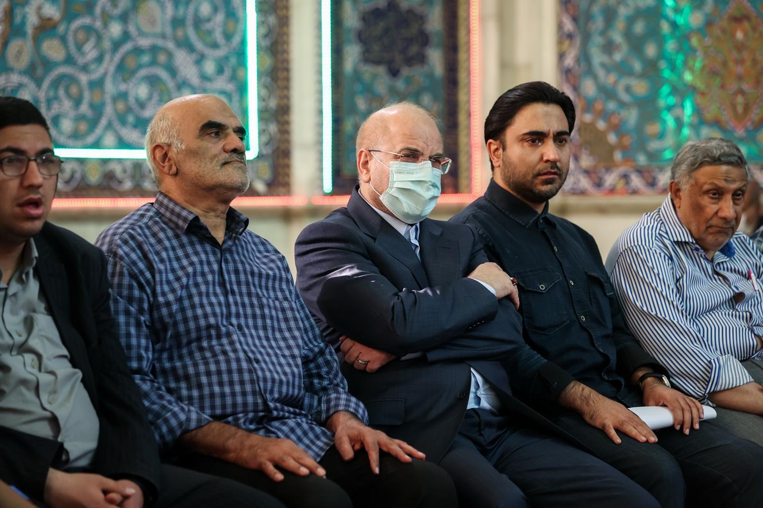 حضور قالیباف در مراسم ترحیم استاد سیدرضا مؤید