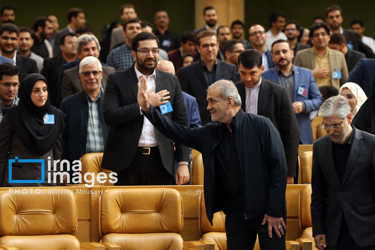  همایش ملی نخبگان با حضور رییس جمهور