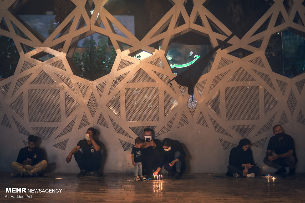 شام غریبان در میدان امام حسین (ع)