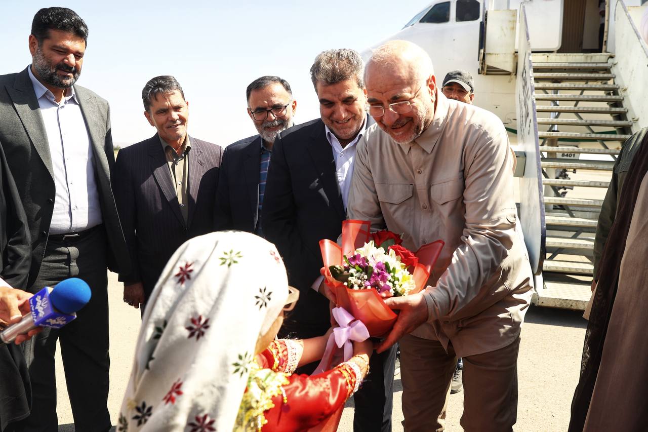 استقبال از قالیباف در فرودگاه سمنان