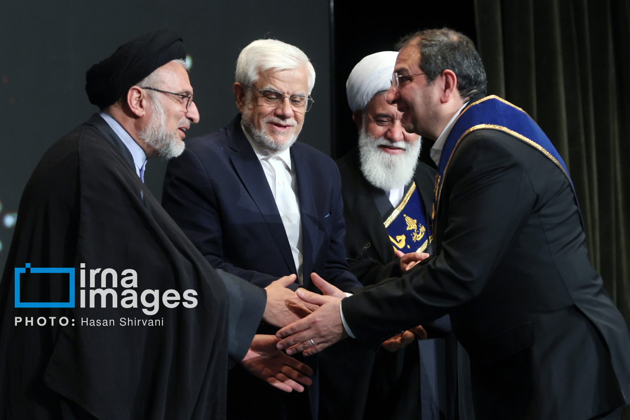 اهدای جایزه ویژه البرز (نوبل ایرانی)