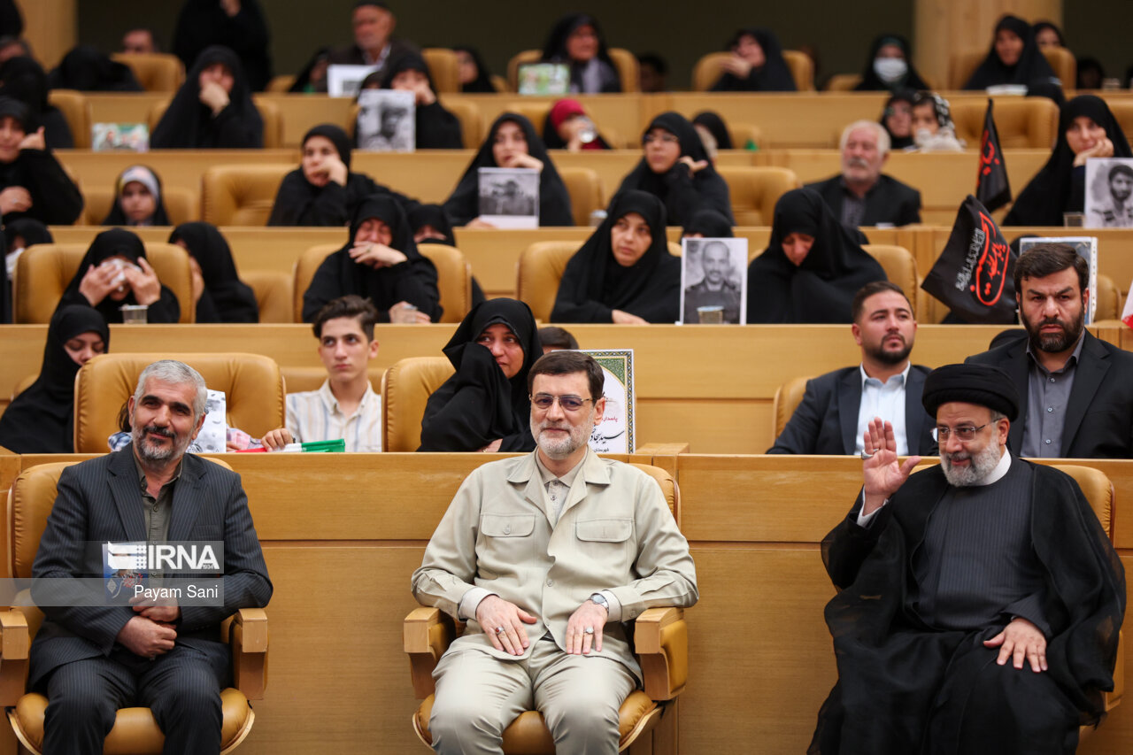 مراسم بزرگداشت شهدای مدافع حرم با حضور رئیسی