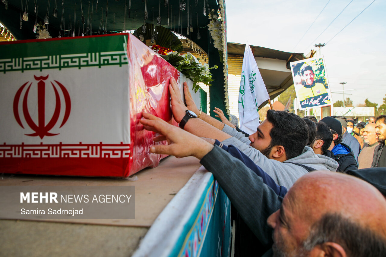 تشییع پیکر شهدای اغتشاشات