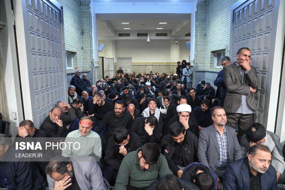 سومین شب مراسم عزاداری در حسینیه امام خمینی(ره)