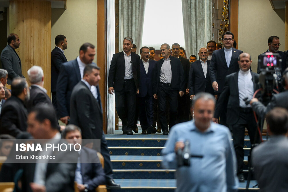 حضور پزشکیان در همایش بهره‌وری ملی ایران ۱۴۰۴ 