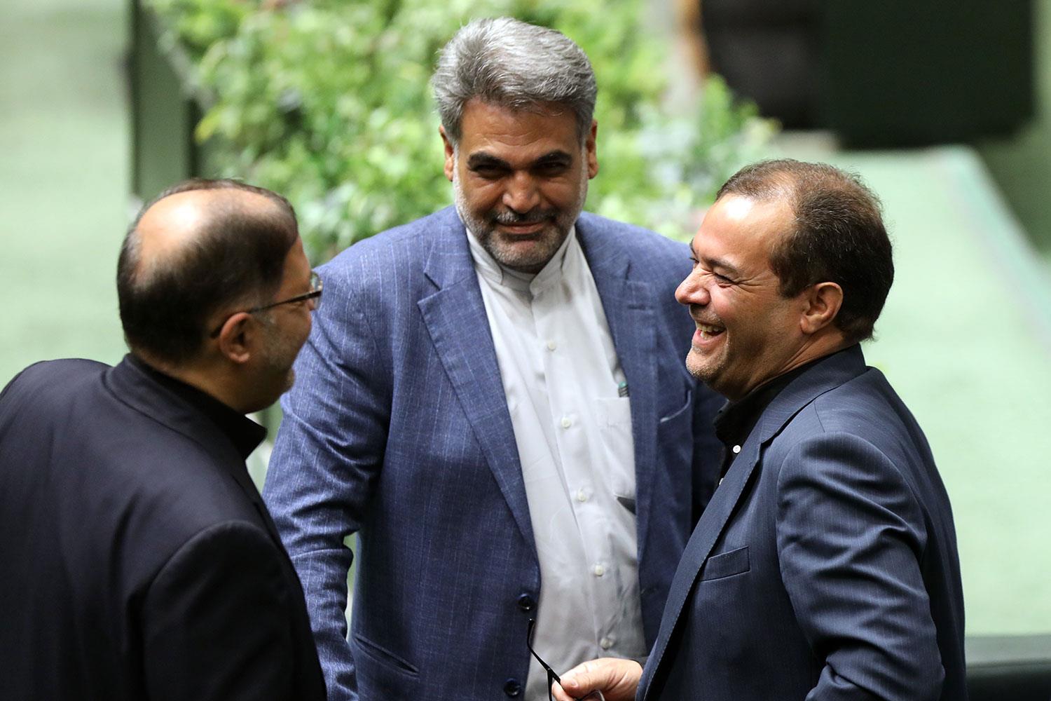 نشست علنی یکم مردادماه مجلس