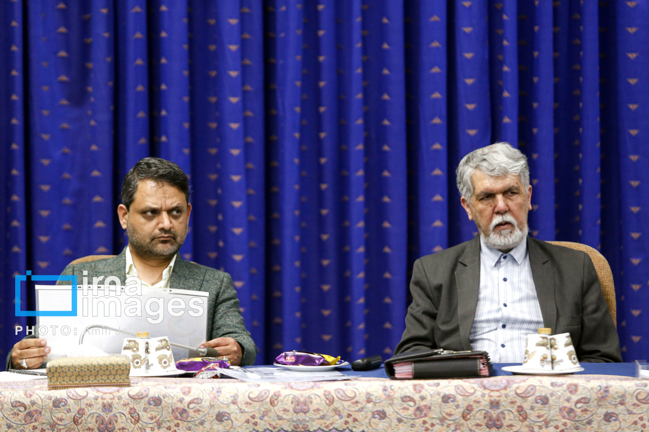 جلسه شورای عالی انقلاب فرهنگی