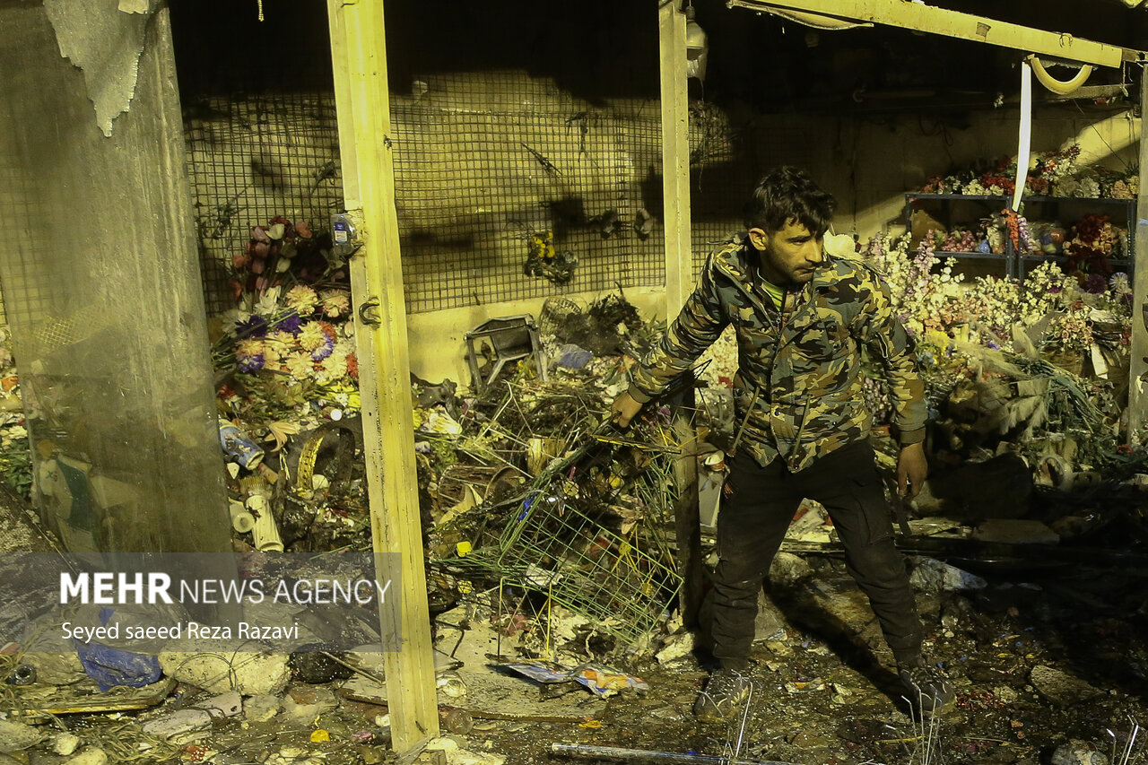 بازار گل محلاتی