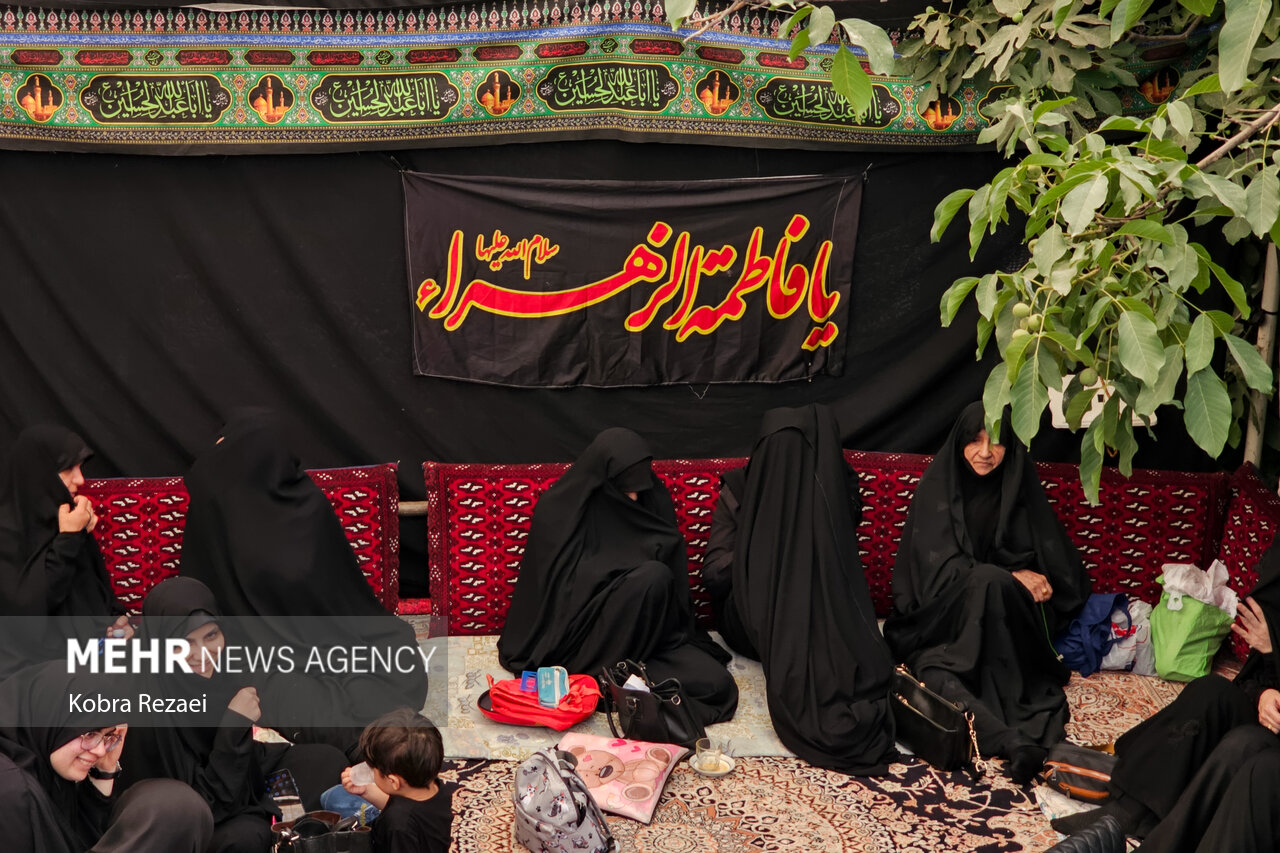 روضه‌خوانی سنتی در خانه نوغانی‌های مشهد