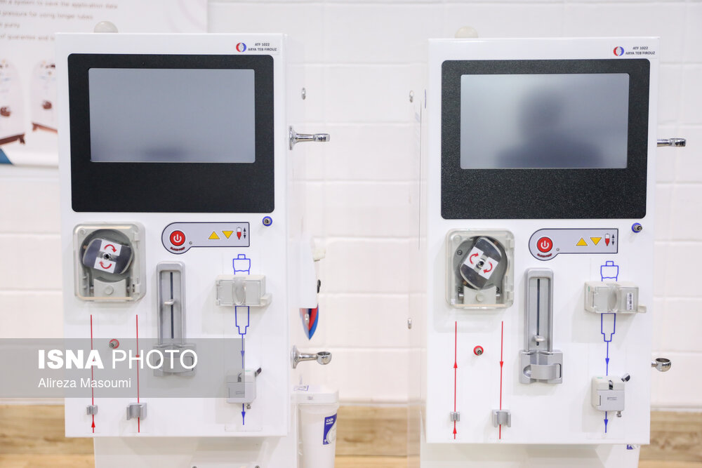  بازدید رئیس جمهور از فروشگاه مگاسیس و نمایشگاه علمی فناوری در کاراکاس