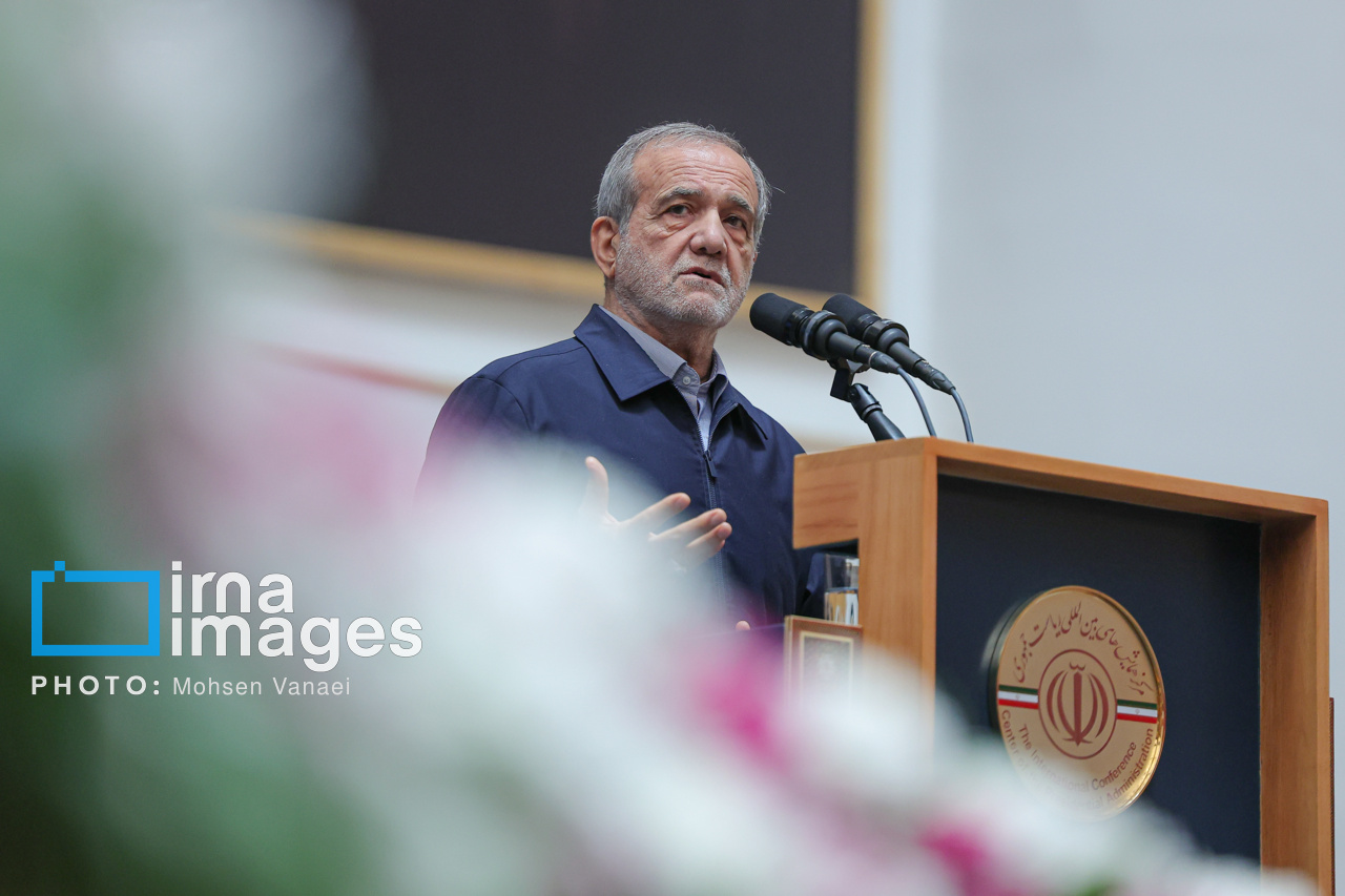 همایش «روز ملی صادرات» با حضور پزشکیان