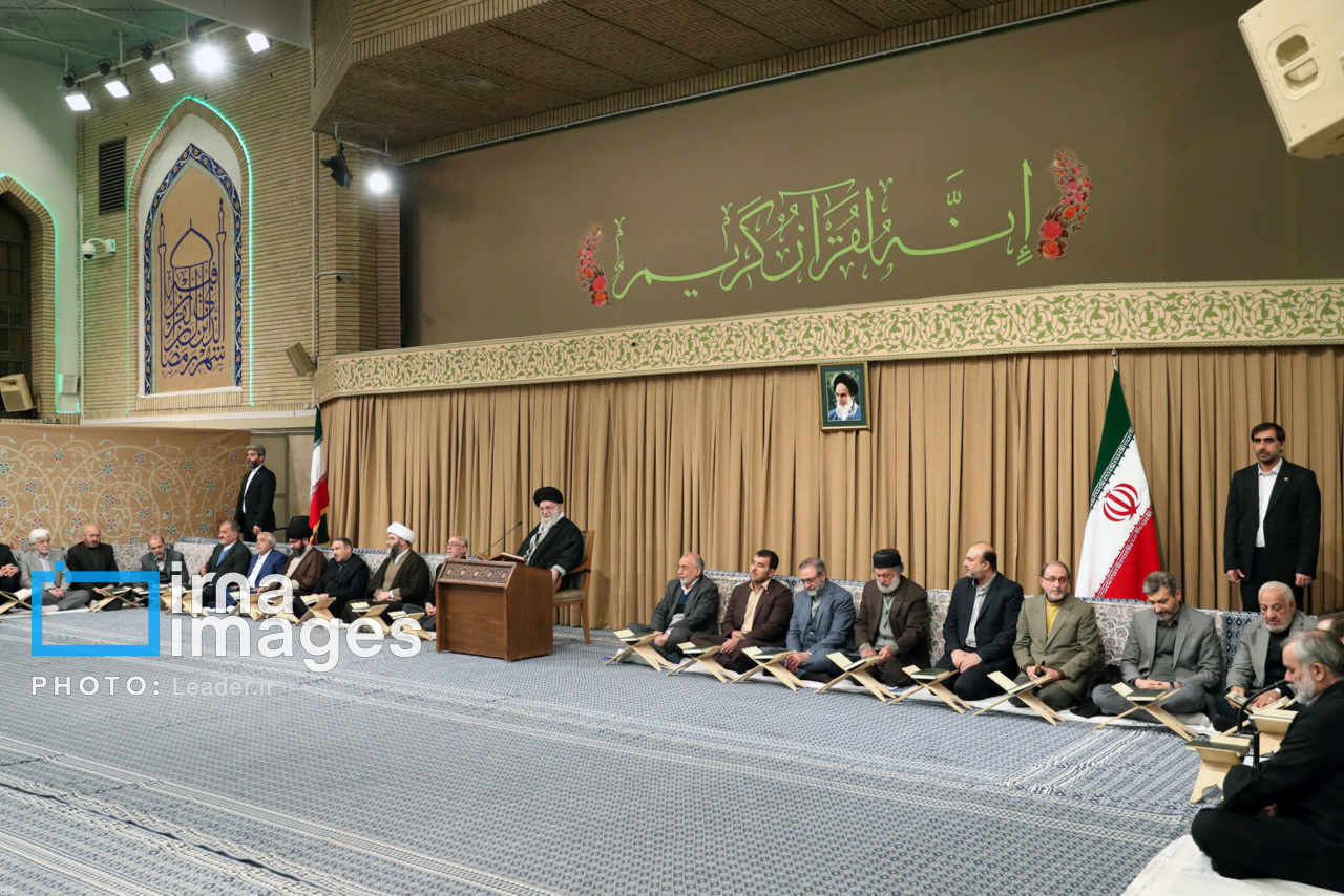 رهبر انقلاب در محفل قرآنی