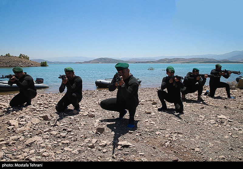 تکاوران نیروی دریایی ارتش