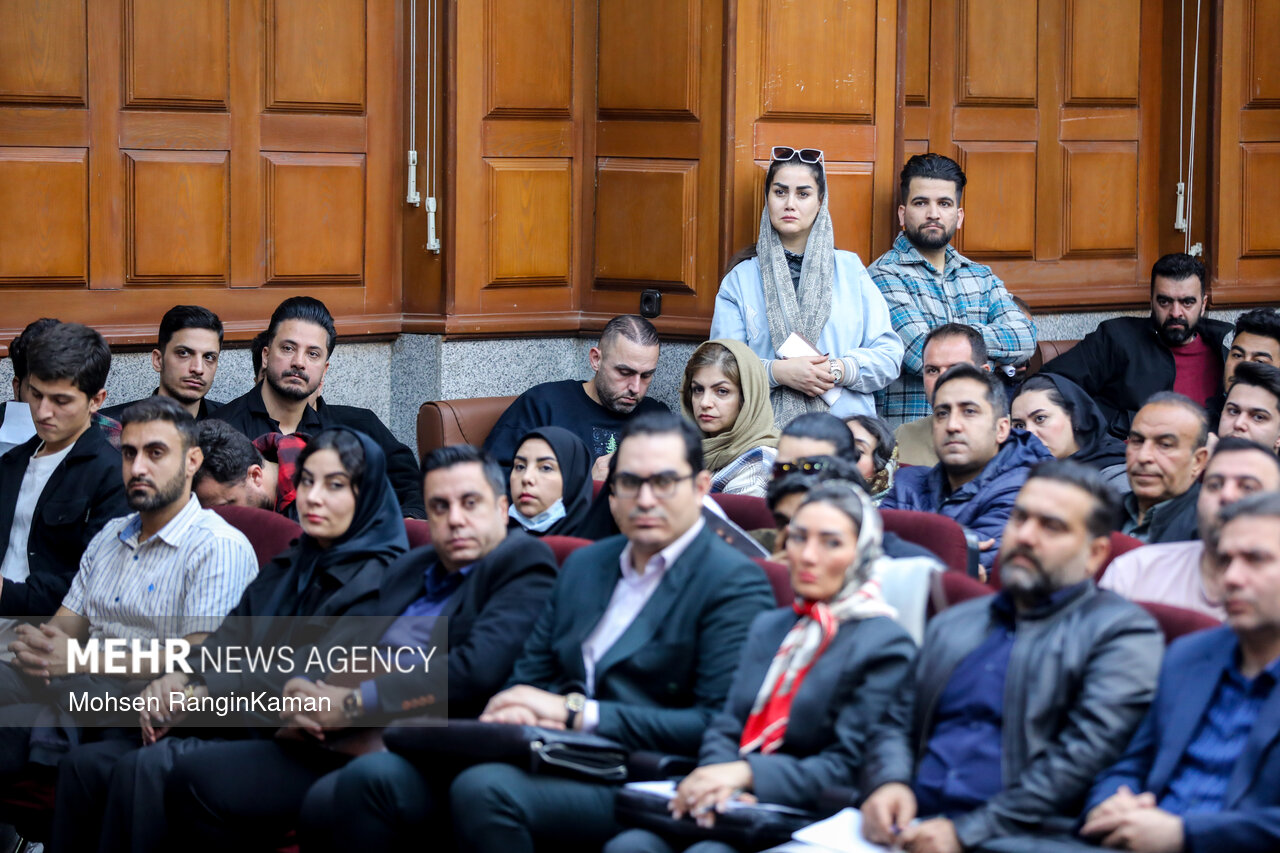 اولین جلسه رسیدگی به پرونده کوروش کمپانی