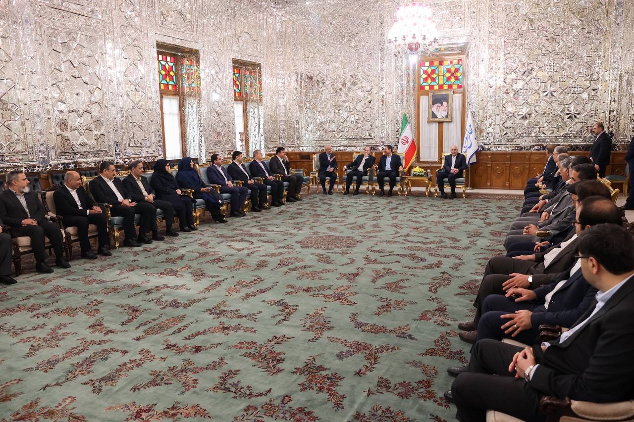 دیدارهای نوروزی جمعی از مسئولان نظام با قالیباف