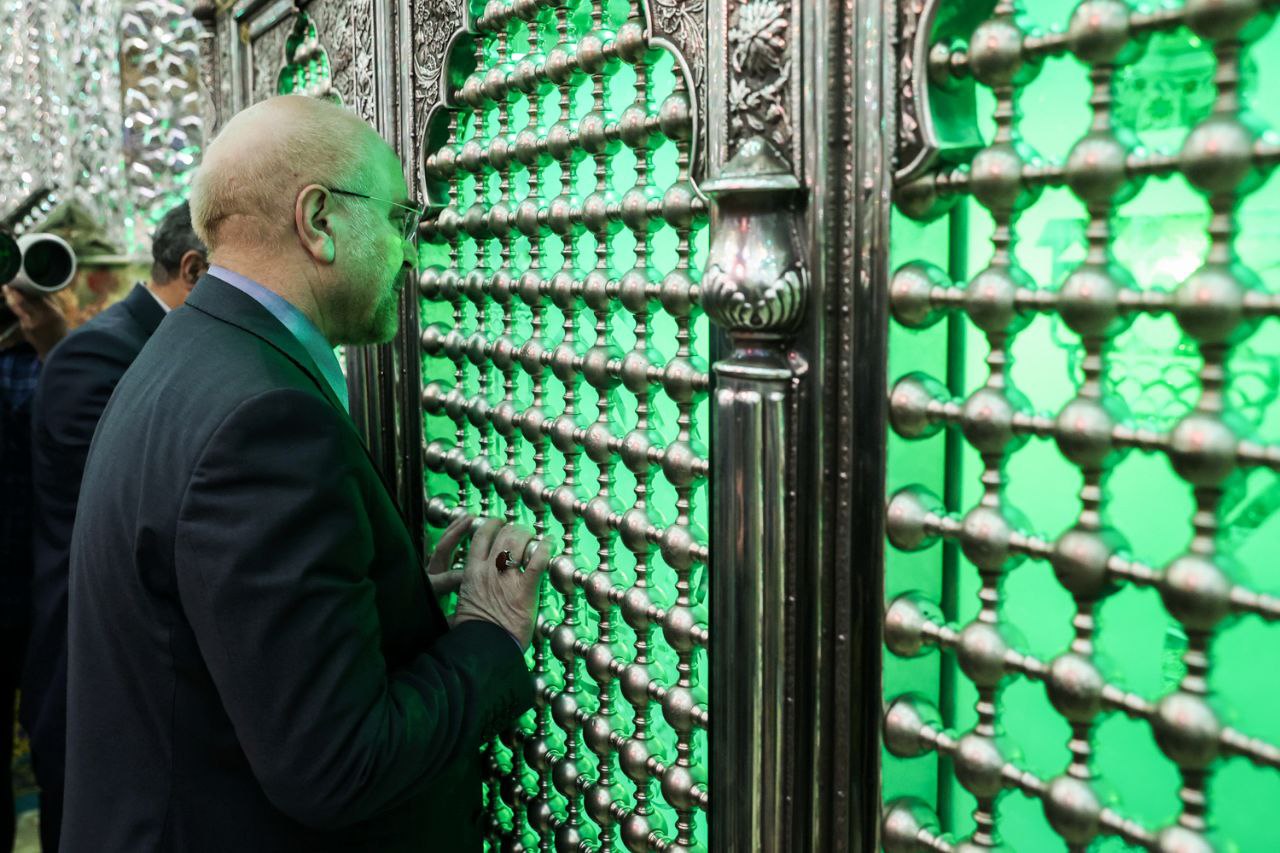 تشرف رئیس مجلس به بارگاه حضرت صالح بن موسی (ع) و زیارت مزار مطهر آن حضرت