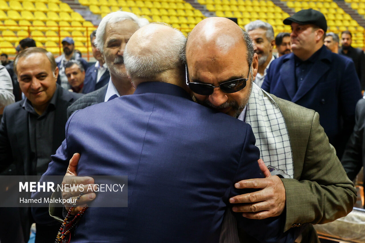 سفر رئیس مجلس به مشهد مقدس