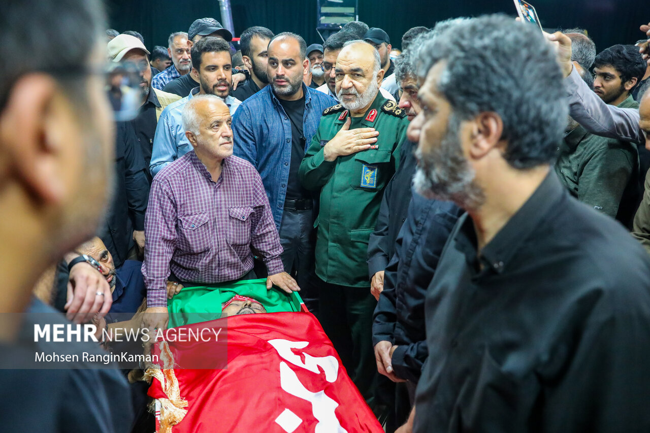 وداع با پیکر مطهر شهید «سعید آبیار» در معراج شهدای تهران