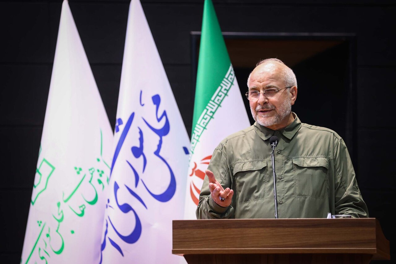 حضور قالیباف در اولین کارسوق حکمرانی داده‌محور