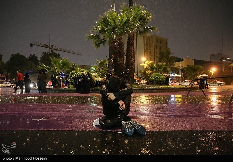 مراسم احیای شب نوزدهم در میدان فلسطین