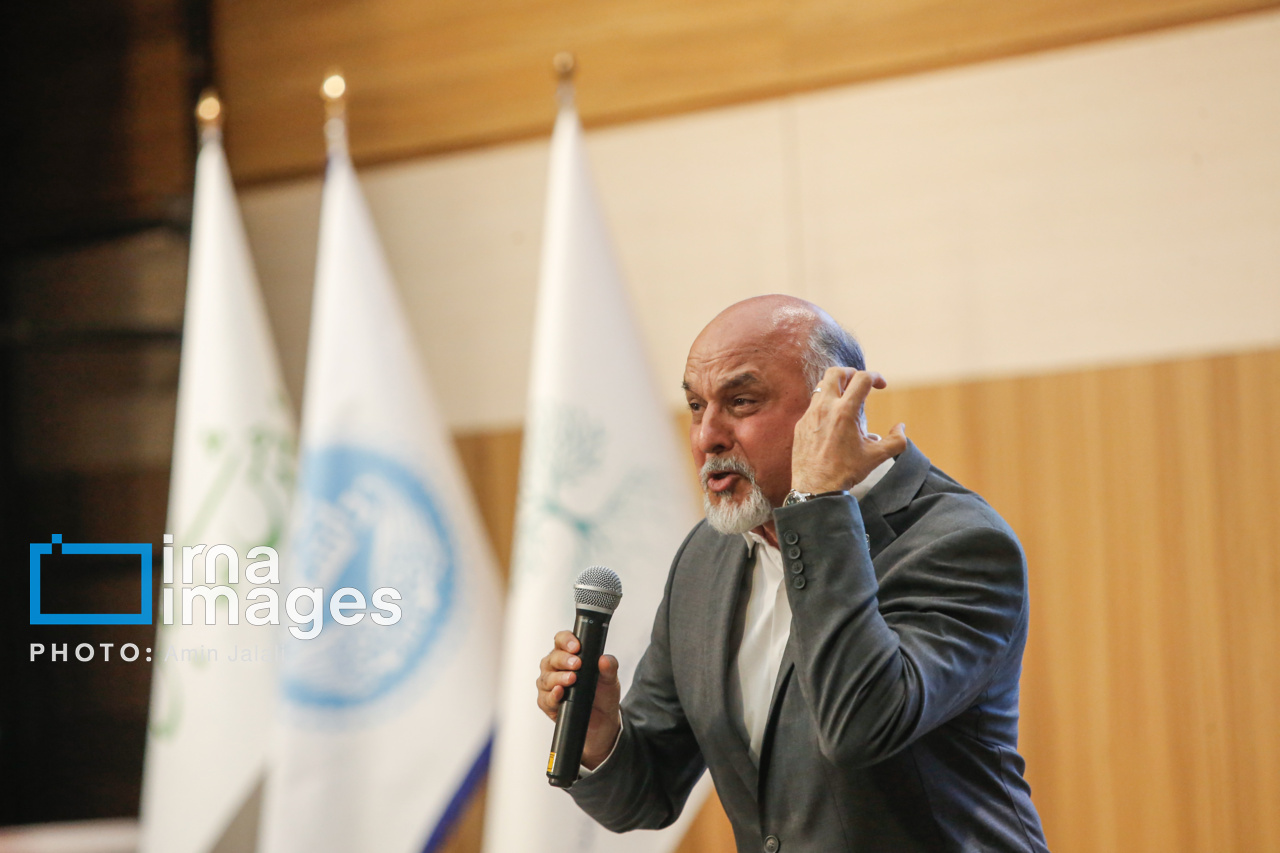 حضور قالیباف در همایش کارآفرینی اجتماعی