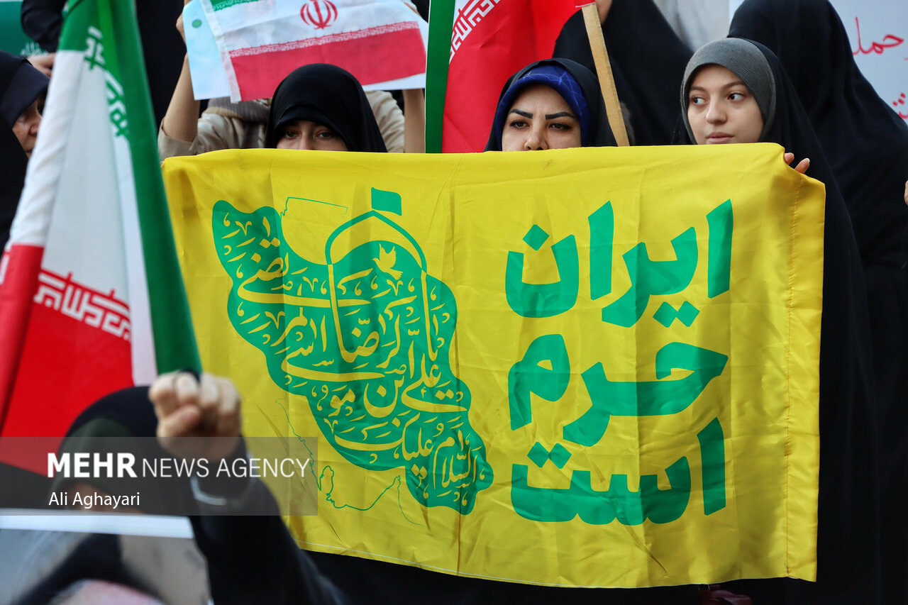 تجمع مردمی حمایت از عملیات «بشارت فتح» در ارومیه