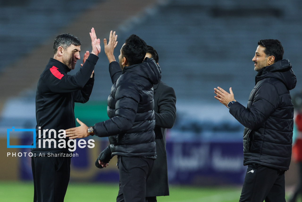 لیگ برتر فوتبال - پرسپولیس و تراکتور