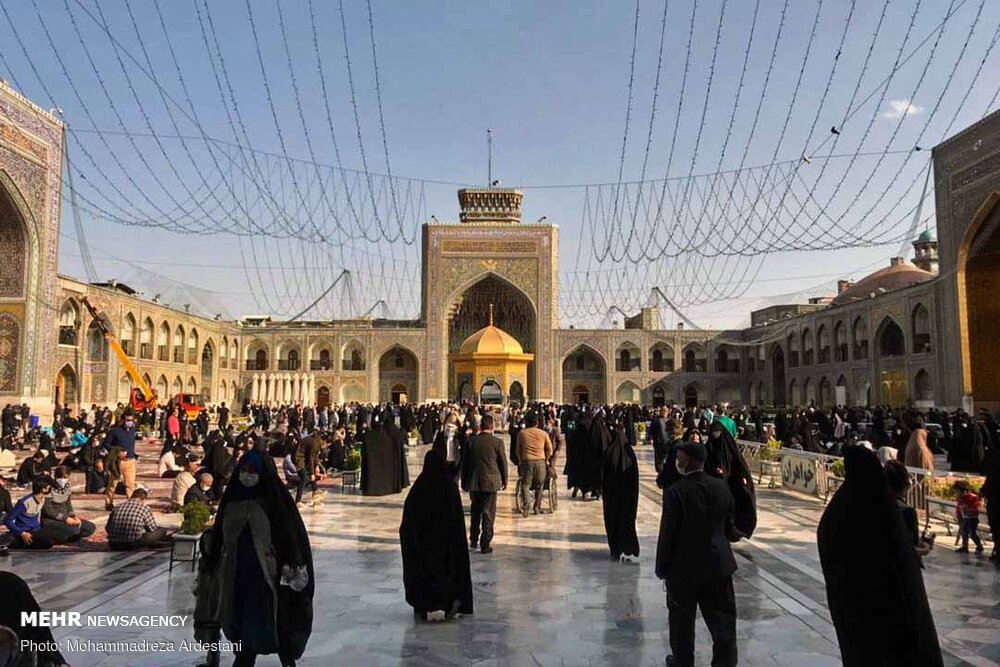 حال و هوای حرم مطهر رضوی