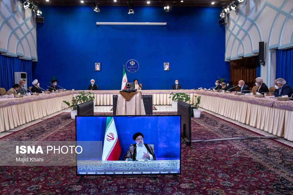 جلسه شورای عالی انقلاب فرهنگی 