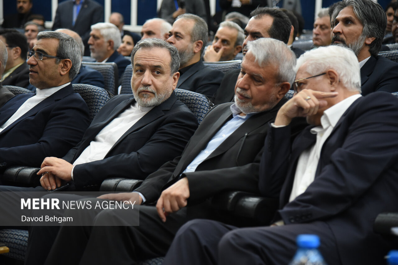  نشست منطقه ای دیپلماسی استانی در مشهد