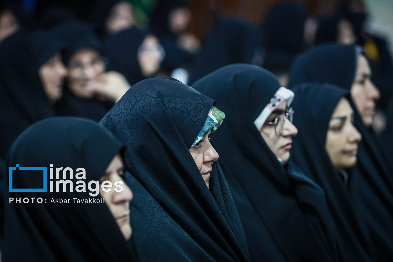 قالیباف و مسئولان در چهلم جان‌باختگان حادثه معدن طبس