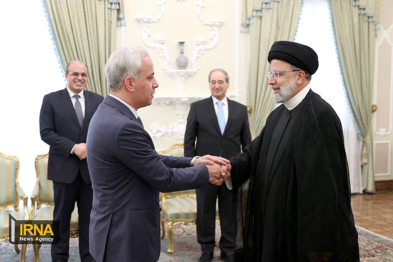 دیدار وزرای خارجه، اقتصاد و تجارت و ارتباطات سوریه با رئیس‌جمهور